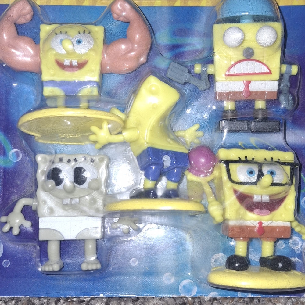 SpongeBob SquarePants Action Figures - Yellow and Blue